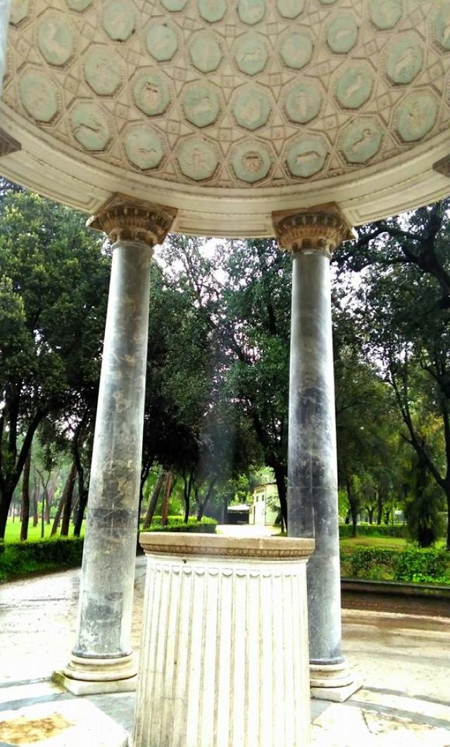 Arte e natura - Tempio di Diana (Villa Borghese)